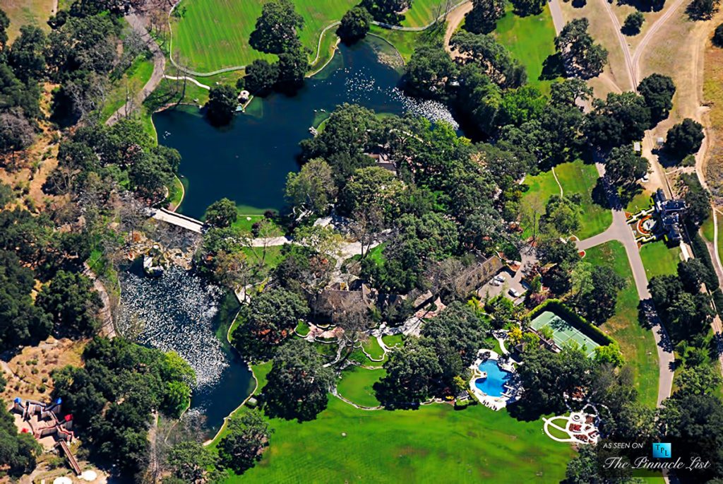 Messa in vendita la Michael Jackson Neverland Ranch